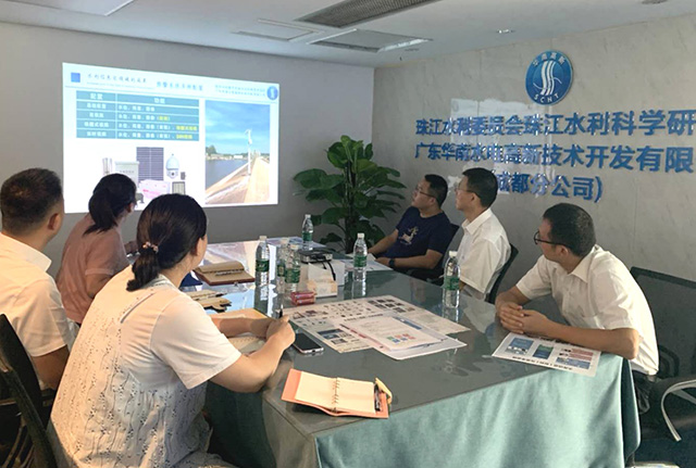 圖 廣安市水務(wù)局黨組書記、局長任峰帶隊(duì)調(diào)查研究水庫動(dòng)態(tài)監(jiān)管預(yù)警系統(tǒng)提檔升級和智慧水利工作.jpg